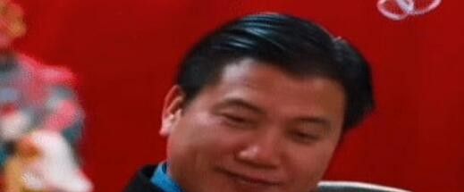 《抖音》今晚出来陪我吃个饭表情包GIF动图